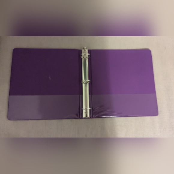 Laurier Purple 3-Ring Binder - Picture 2 of 2